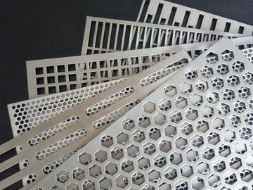 China Chapa metálica perfurada redonda do teste padrão de furo, painéis perfurados arquitetónicos do metal fornecedor